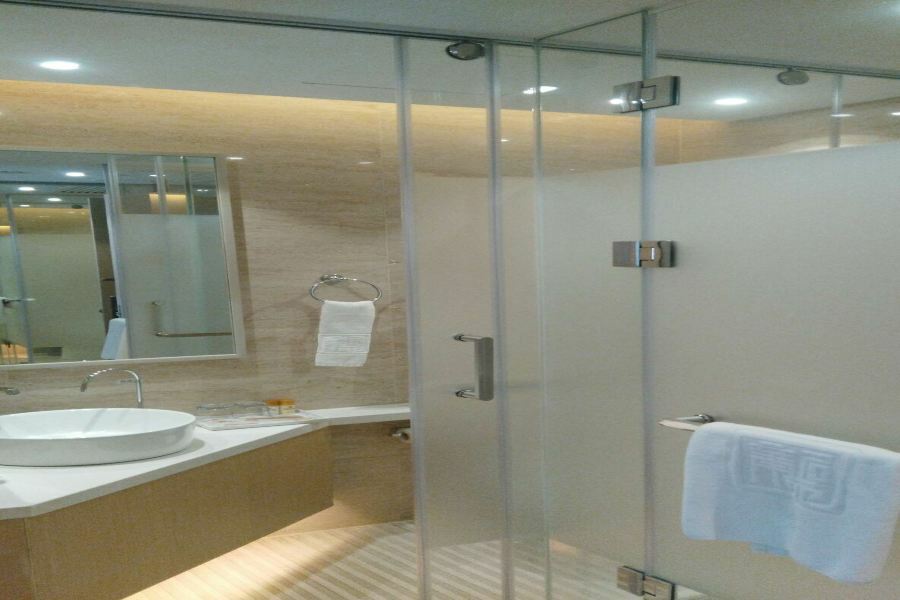 New Dynasty Hotel Кайфын Экстерьер фото